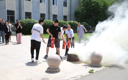 標題：呼和浩特分院組織開展消防安全講座培訓(xùn)與演練活動
瀏覽次數(shù)：1217
發(fā)表時間：2024-06-14