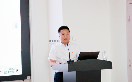 標題：呼和浩特分院黨委委員、財務(wù)總監(jiān)賈永雙講授黨課
瀏覽次數(shù)：1455
發(fā)表時間：2024-07-26