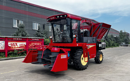 標(biāo)題：呼和浩特分院“9QYZ-2.6型自走式檸條收獲機(jī)”生產(chǎn)下線
瀏覽次數(shù)：1320
發(fā)表時(shí)間：2024-08-08